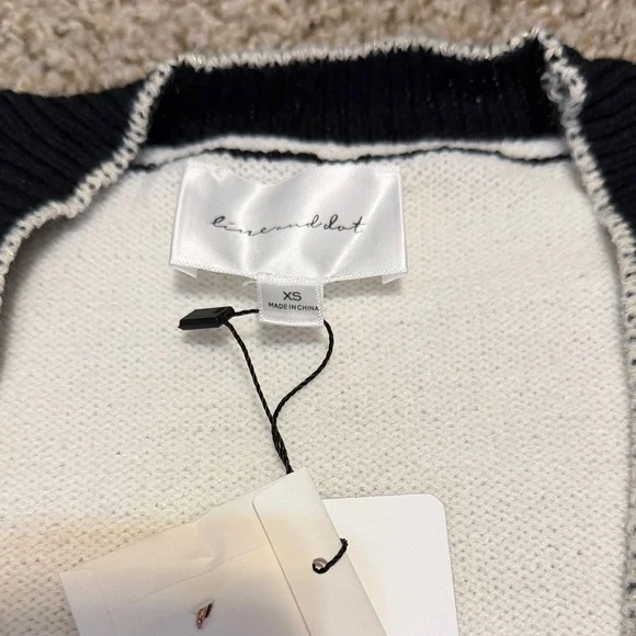 Line & Dot Black and White Striped Cardigan - Picture 2 of 6